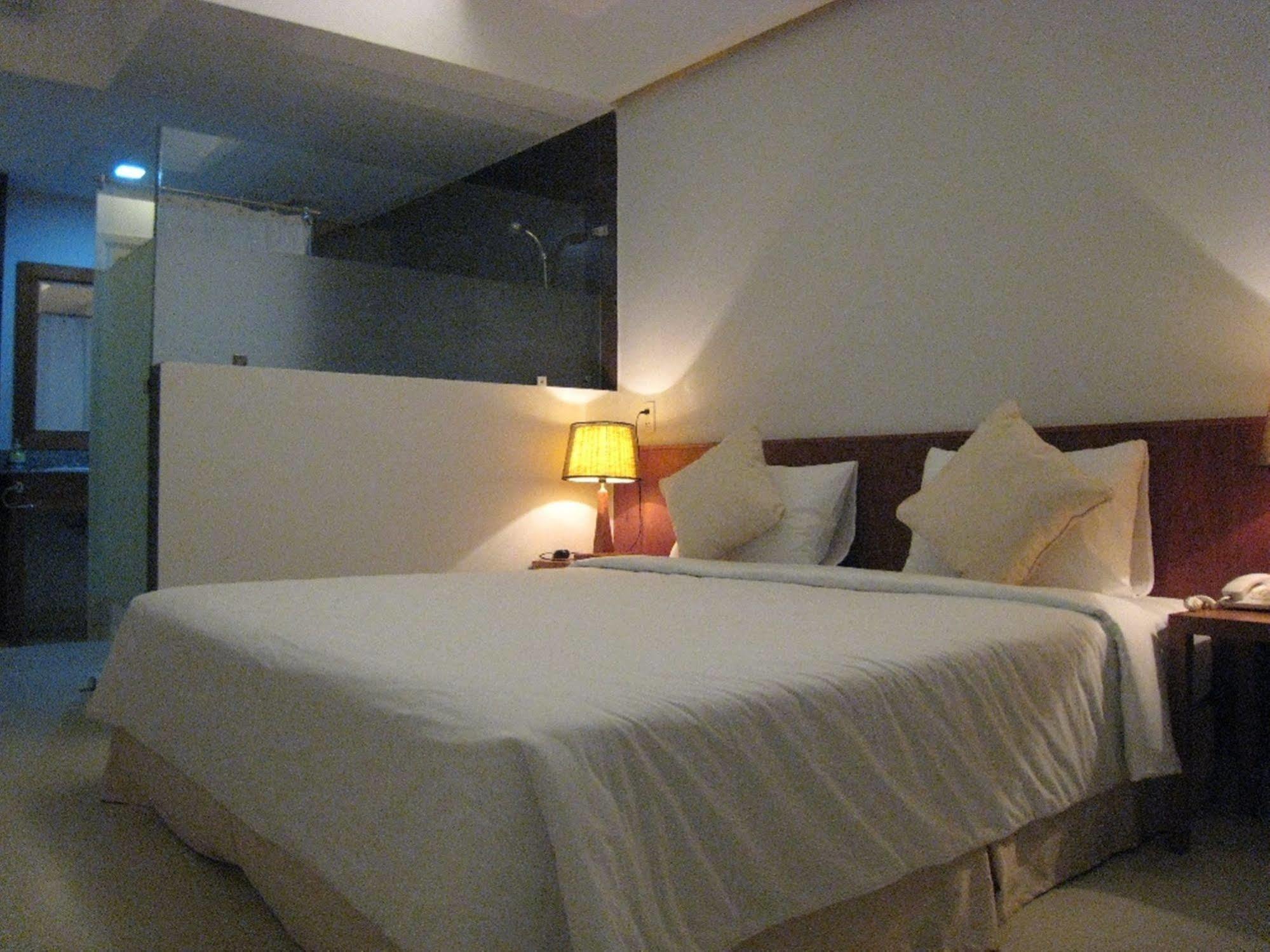 Da Nang Nemo Hotel Exterior foto